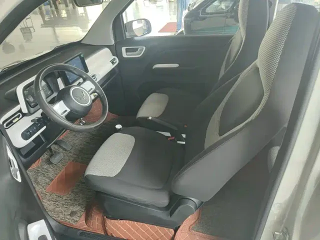 Wuling Hongguang Mini EV — Фото автомобиля 14