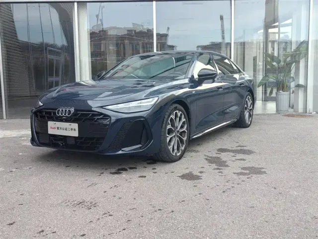 Фотография автомобиля — Audi A6L