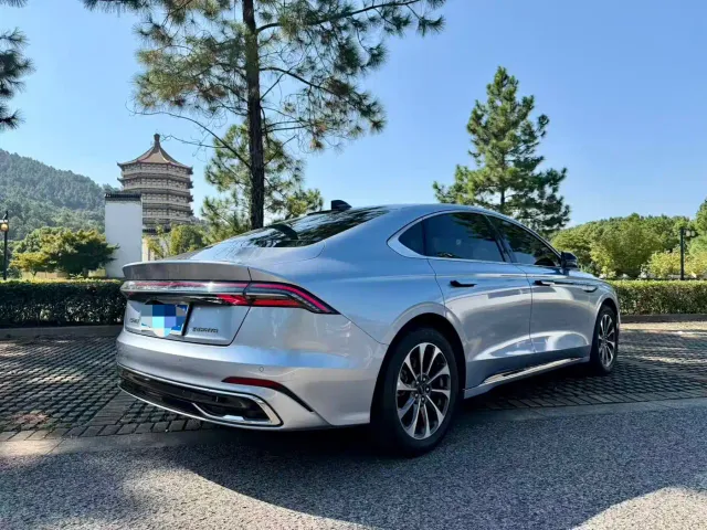 Lincoln Z — Фото автомобиля 19