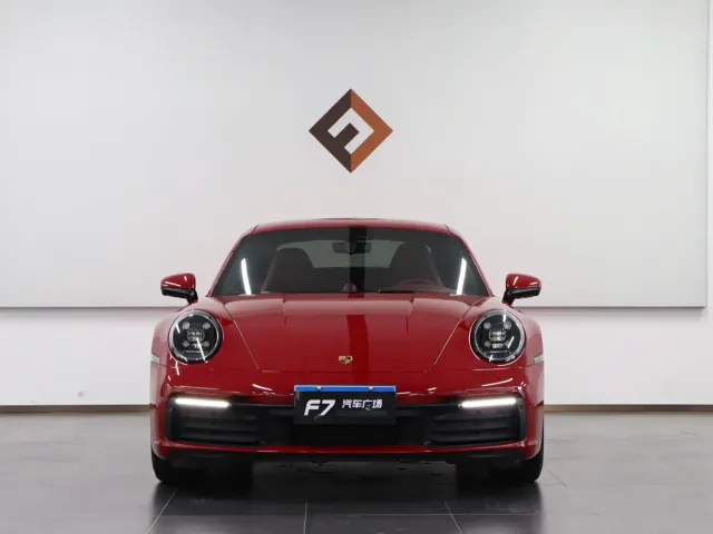 Porsche 911 — Фото автомобиля 2