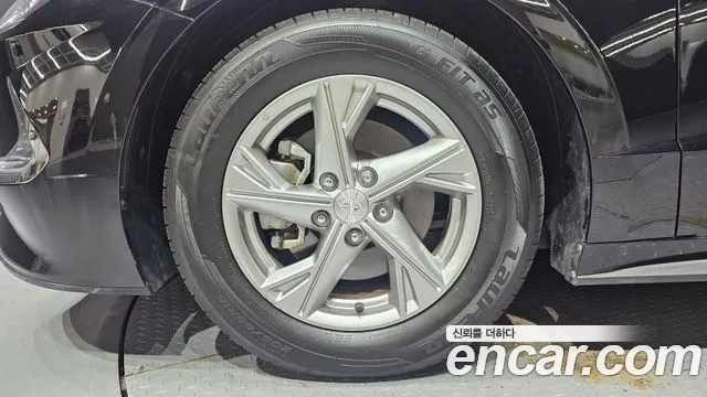 Hyundai Sonata Sonata (DN8) 2.0 LPG(Для проката) — Фото автомобиля 5