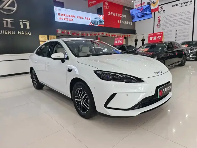 BYD Seal 05 DM-i — Фото автомобиля 3