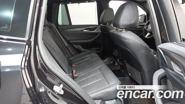 BMW X3 xDrive 20i M Sport Pro — Фото автомобиля 10
