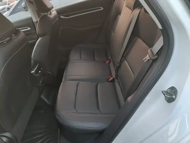 Geely Emgrand — Фото автомобиля 16