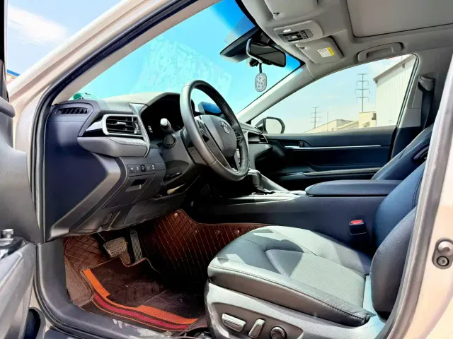 Toyota Camry — Фото автомобиля 4