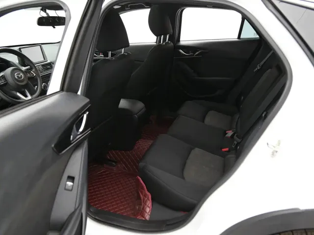 Mazda CX-4 — Фото автомобиля 16