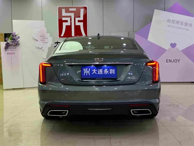 Cadillac CT5 — Фото автомобиля 11