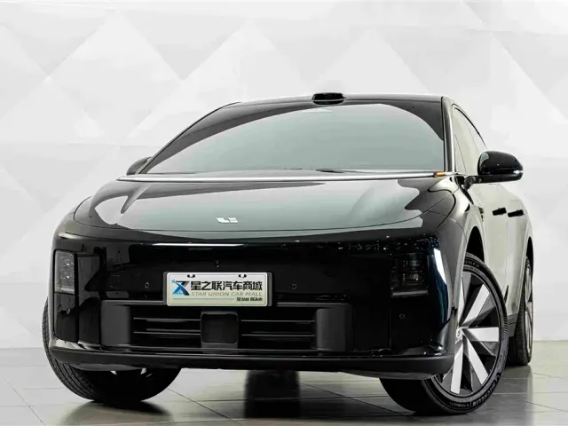 Li Auto i6 — Фото автомобиля 3
