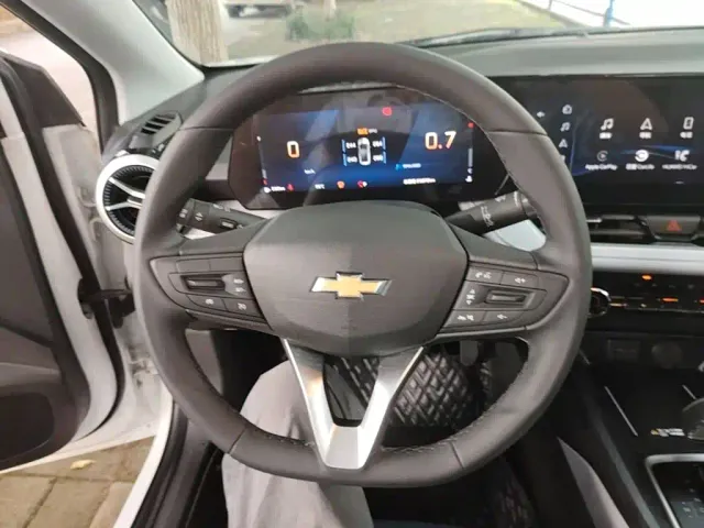 Chevrolet Monza — Фото автомобиля 10