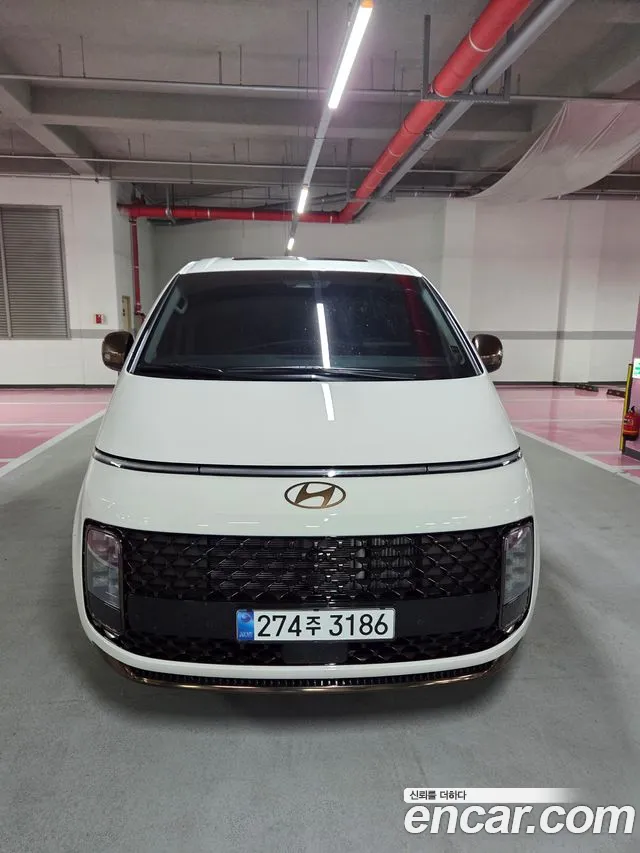 Hyundai Staria Staria 4WD Lounge 7 мест — Фото автомобиля 4