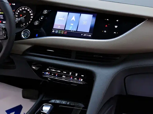 Buick Enclave — Фото автомобиля 20