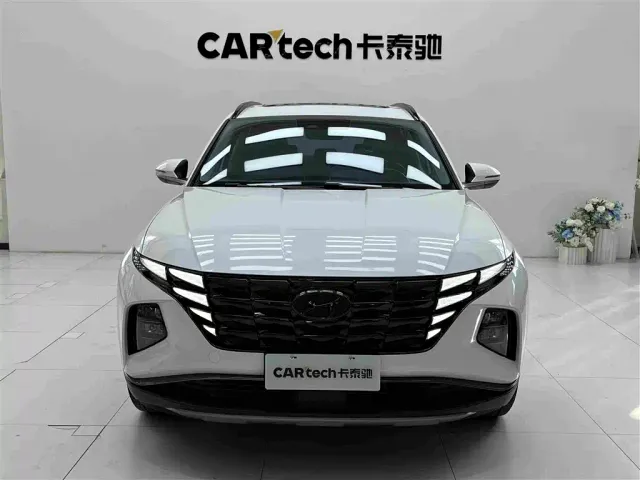 Фотография автомобиля — Hyundai Tucson