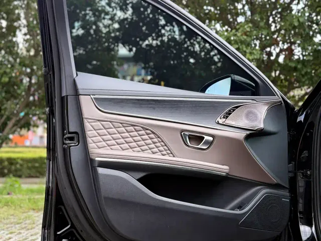 BYD Han — Фото автомобиля 9