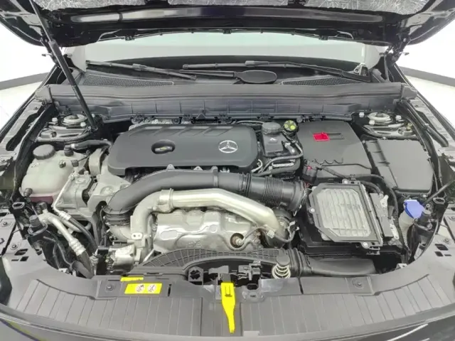 Mercedes-Benz GLB-Class — Фото автомобиля 10