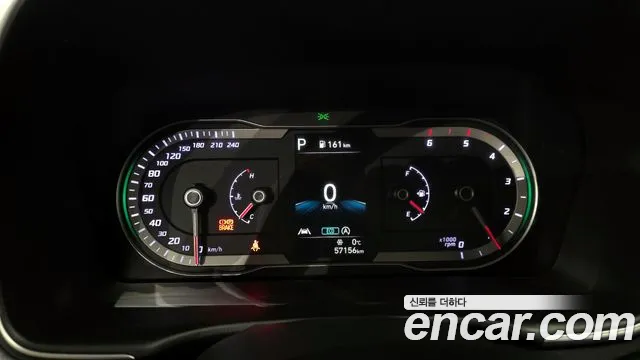 Hyundai Tucson Tucson (NX4) Дизель 2.0 2WD — Фото автомобиля 8