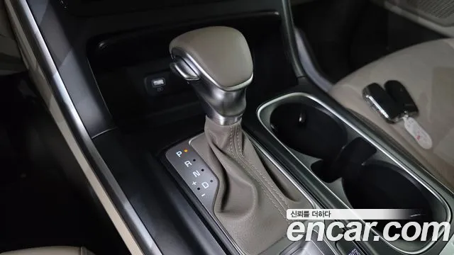 Kia Canival Carnival 4 поколение Дизель 11 мест Prestige — Фото автомобиля 9