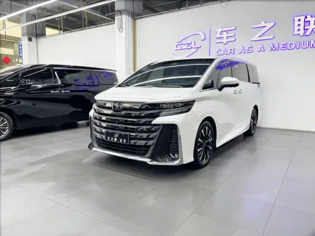 Toyota Vellfire — Фото автомобиля 3