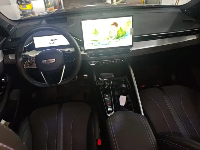 Geely Xingrui — Фото автомобиля 9
