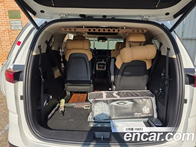 Kia Carnival 4th Gen — Фото автомобиля 4