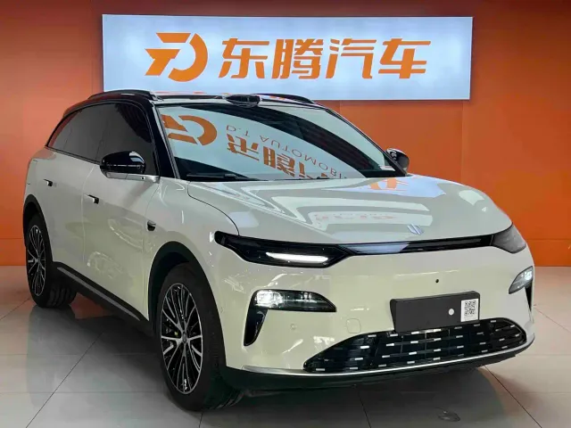 Leapmotor C11 — Фото автомобиля 3