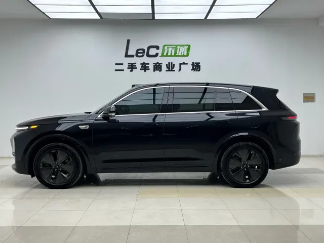 Li Auto L7 — Фото автомобиля 4