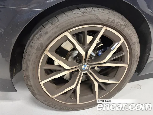 BMW 5 Series G30 — Фото автомобиля 6