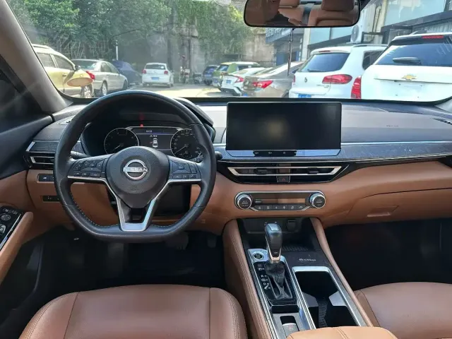 Nissan Teana — Фото автомобиля 8