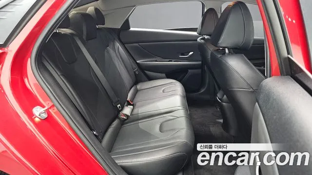 Hyundai AVANTE Avante (CN7) — Фото автомобиля 11
