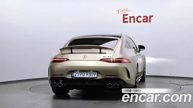 Mercedes-Benz AMG GT 4 двери 43 4MATIC+ Dynamic Golden Daylight — Фото автомобиля 4