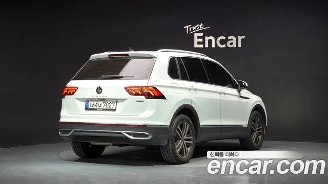 Volkswagen Tiguan Generation 2 — Фото автомобиля 2