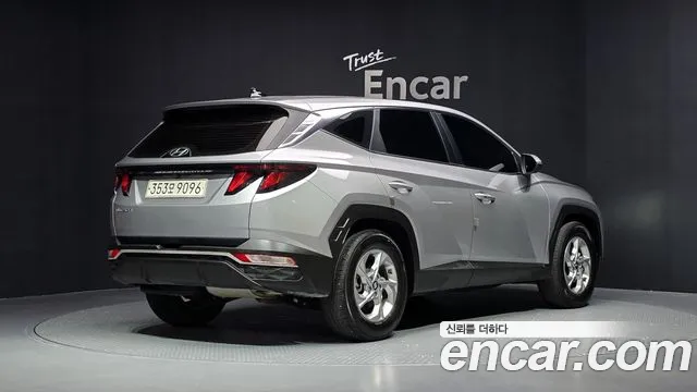 Hyundai Tucson Tucson (NX4) Дизель 2.0 2WD — Фото автомобиля 2