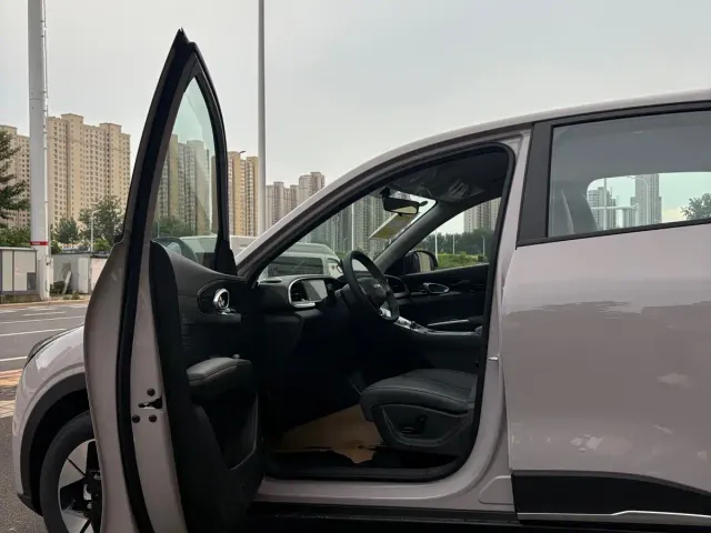 Geely Starry Wish — Фото автомобиля 4