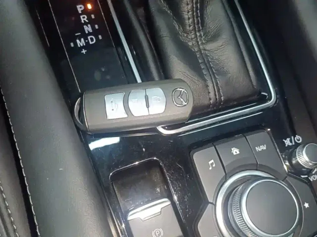 Mazda Atenza — Фото автомобиля 8