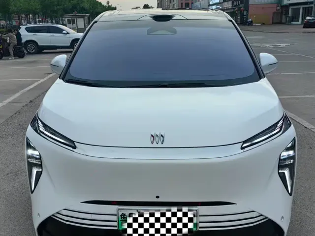 Buick Zhijing Shijia — Фото автомобиля 3