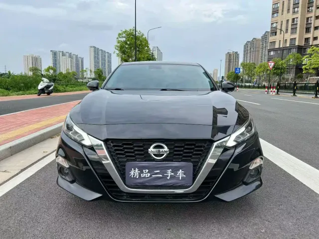 Nissan Teana — Фото автомобиля 2