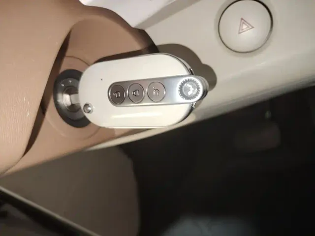 Wuling Hongguang Mini EV — Фото автомобиля 8