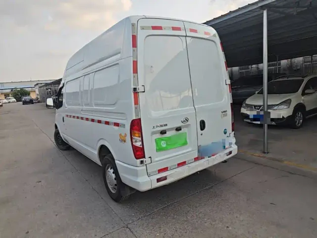 Maxus Xintu V80 — Фото автомобиля 22