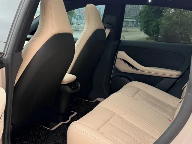 Nio ET5 Touring — Фото автомобиля 16