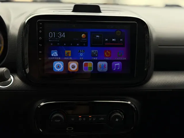 Roewe Clever — Фото автомобиля 12