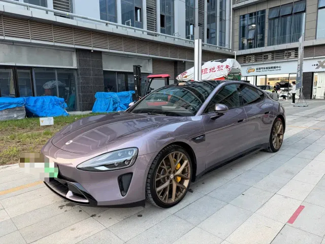 Xiaomi SU7 — Фото автомобиля 2