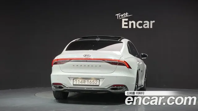 Hyundai Grandeur Grandeur (New) — Фото автомобиля 4