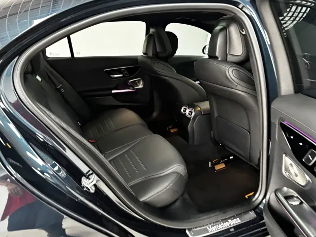 Mercedes-Benz C-Class — Фото автомобиля 24