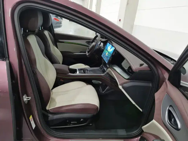 BYD Seal 07 DM-i — Фото автомобиля 23