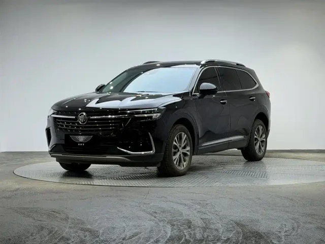 Фотография автомобиля — Buick Envision Plus