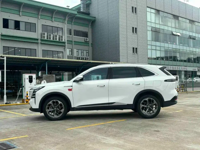 Changan CS75 Plus — Фото автомобиля 8