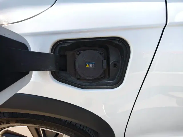 Xpeng G3 — Фото автомобиля 7