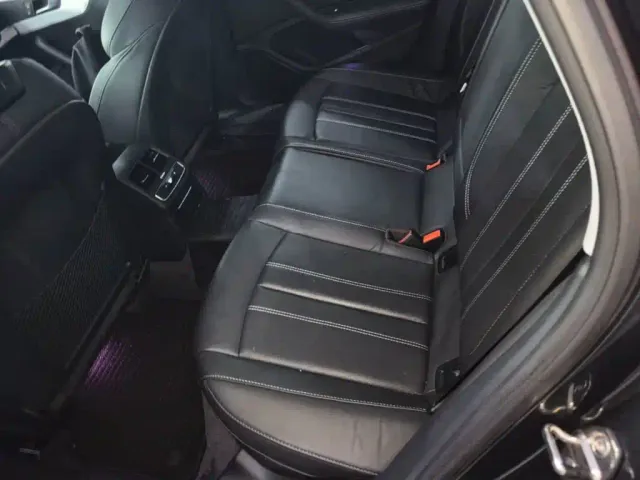 Audi A4L — Фото автомобиля 16
