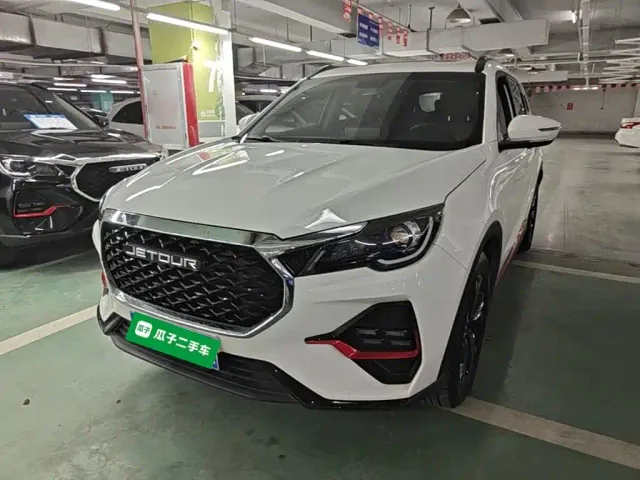 Фотография автомобиля — Jetour X70