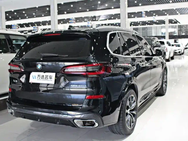 BMW X5 — Фото автомобиля 15