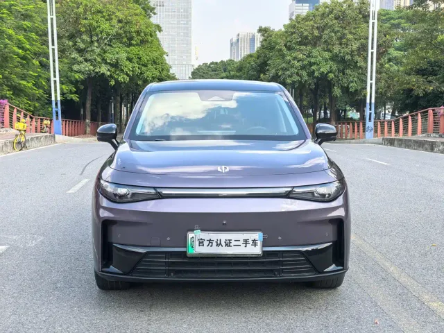 Leapmotor C10 — Фото автомобиля 2